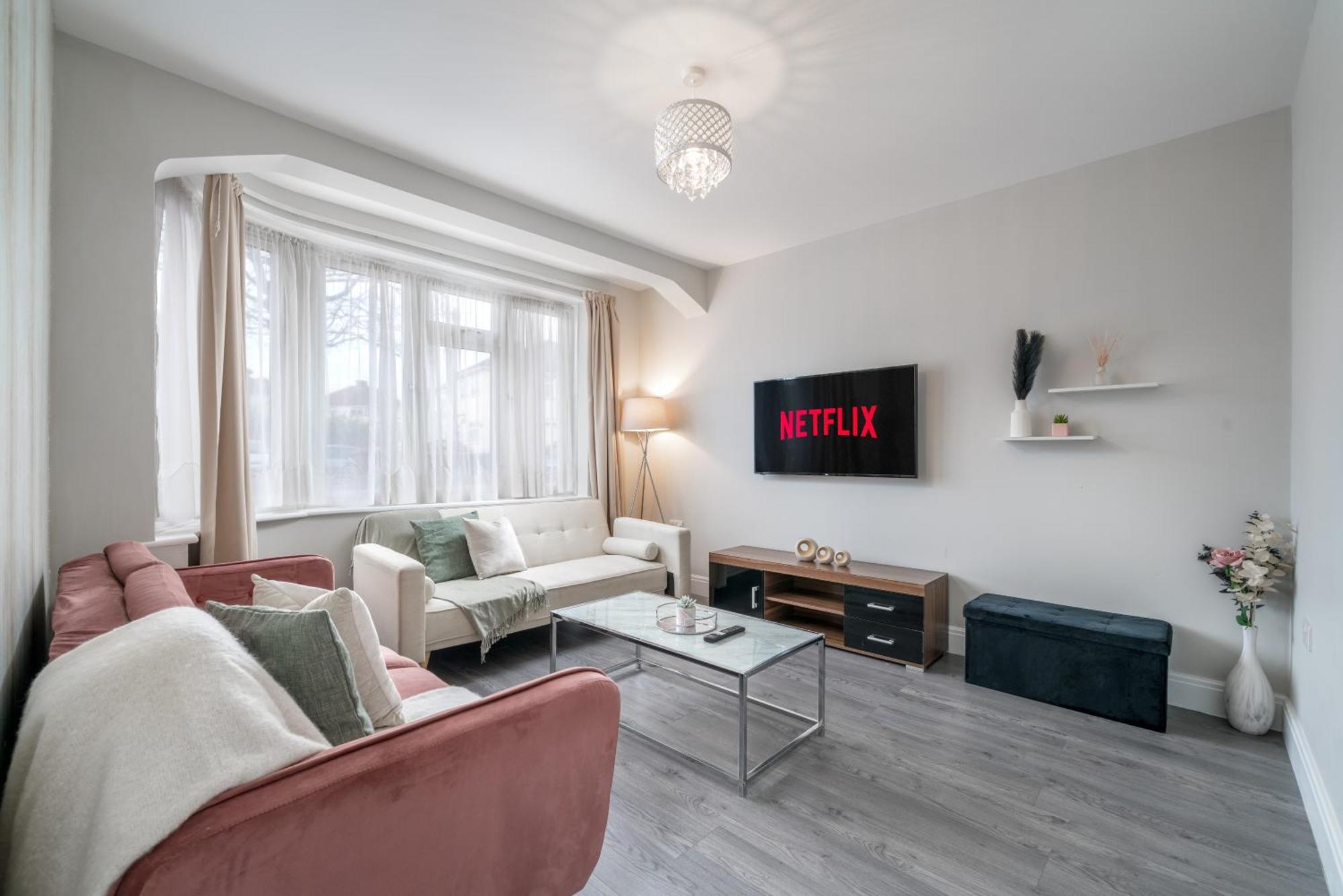Lux 3Bed Near Wembley With Parking By Oceana Group - Sleeps 8 Apartamento Harrow Exterior foto